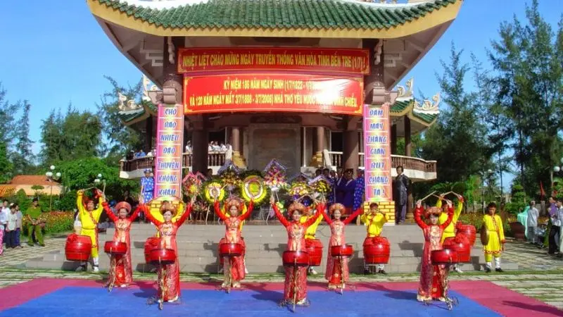 Lễ hội tôn vinh đặc sắc tại khu di tích Nguyễn Đình Chiểu 