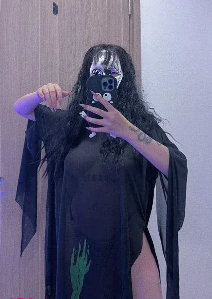 ảnh yến thor leak 03