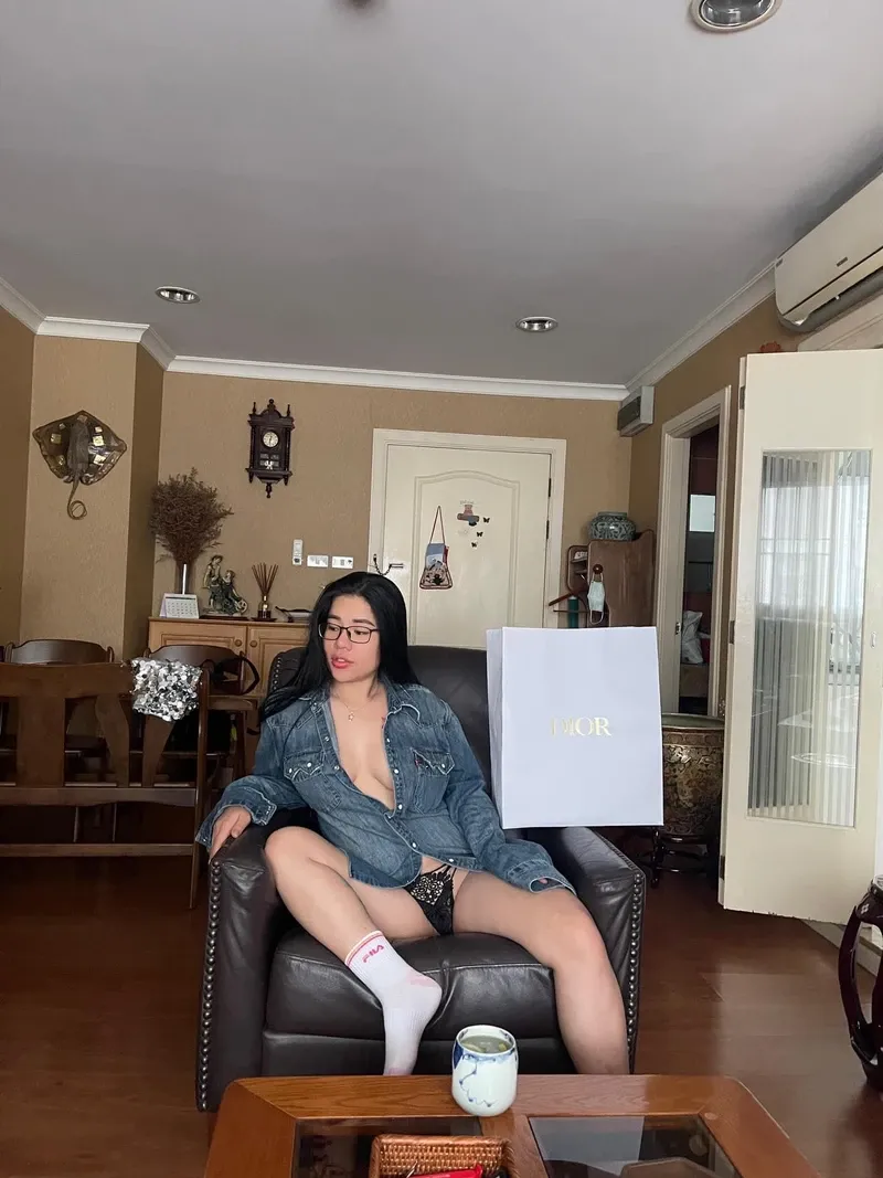ảnh cô giáo bích phương sex 15