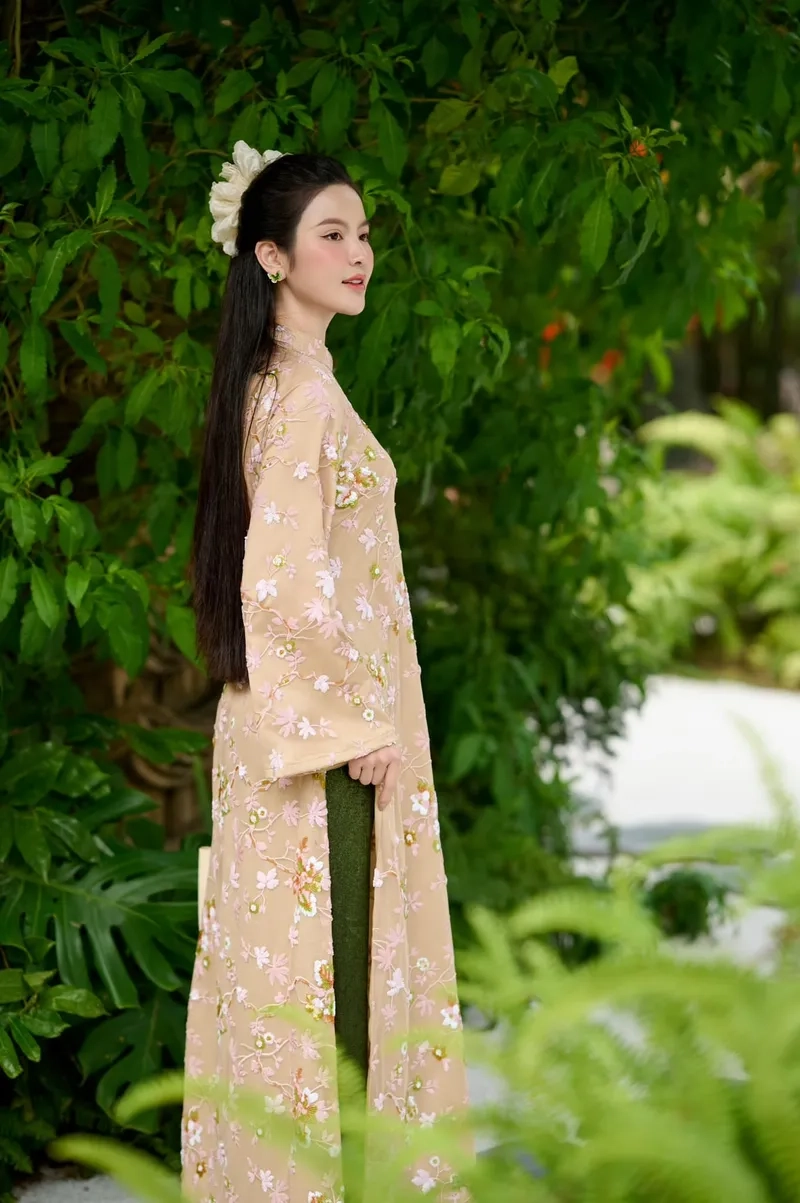 Theo dõi ngay Chu Thanh Huyền Instagram, cuộc sống sang chảnh