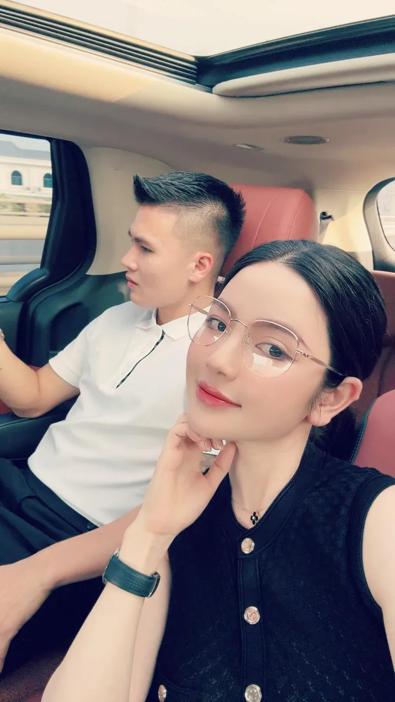 Quang Hải và Chu Thanh Huyền, chuyện tình đẹp như mơ
