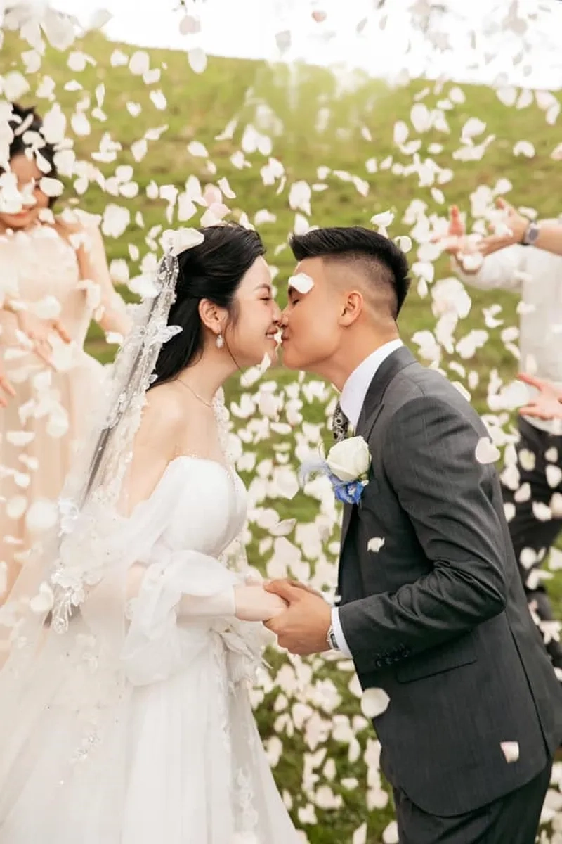 Cô dâu đẹp rạng rỡ Cô dâu Chu Thanh Huyền trong ngày trọng đại