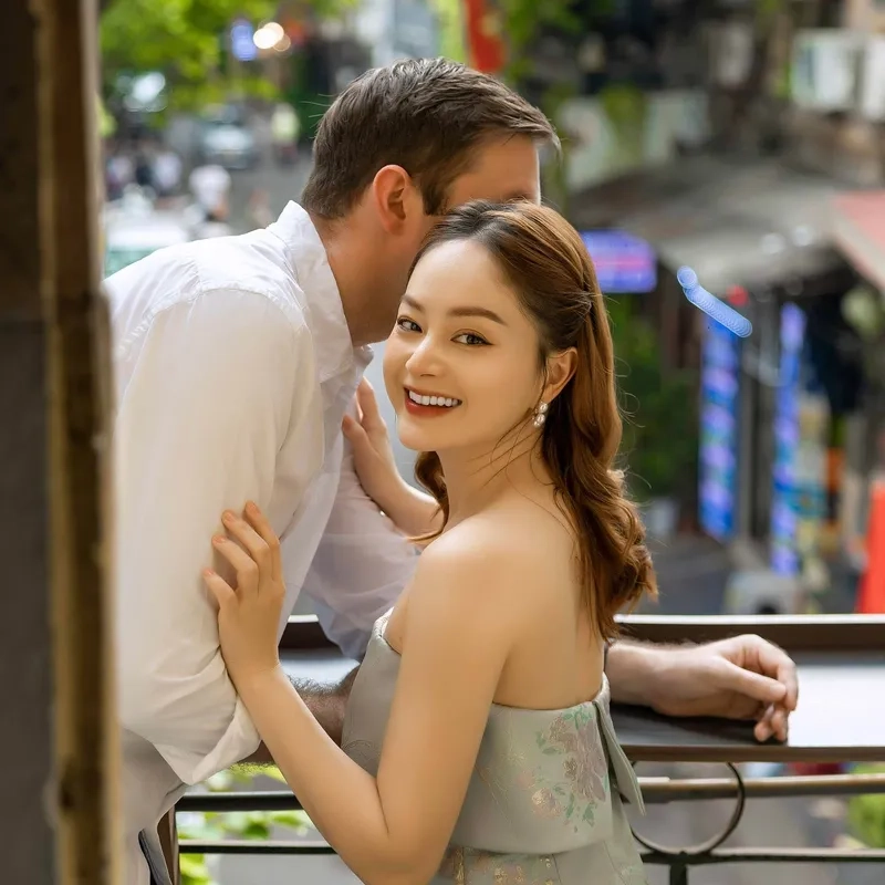 Chồng Lan Phương là ai mà khiến nữ diễn viên hạnh phúc rạng rỡ