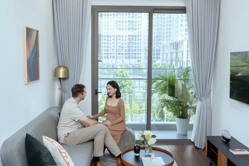 Lan Phương và chồng 2m tạo nên cặp đôi chênh lệch đáng yêu