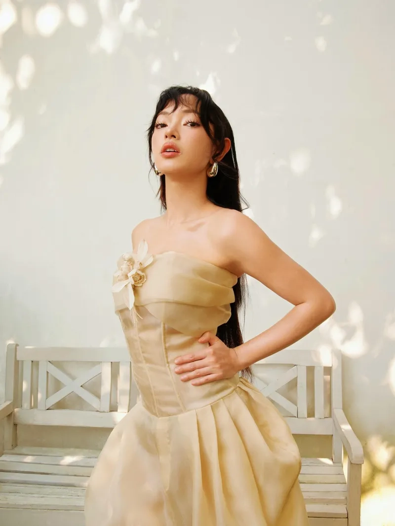 Châu Bùi Em chưa 18 và vai diễn ấn tượng trên màn ảnh