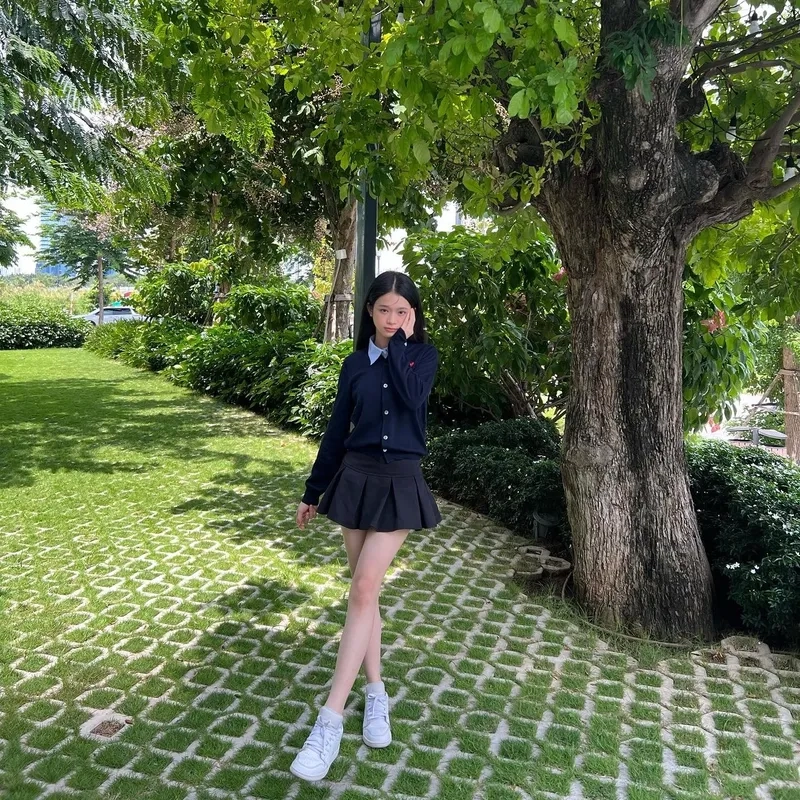 Chu Linh Ka là ai mà có sức hút khủng trên mạng xã hội