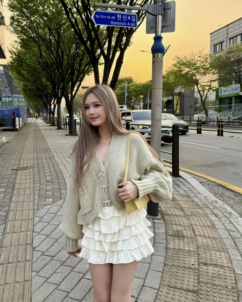 Mặt mộc Xoài Non có thật sự đẹp như trên mạng xã hội