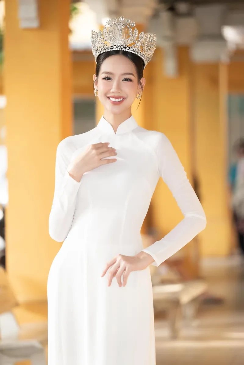 Lê Nguyễn Bảo Ngọc Miss Intercontinental 2022 và hành trình tỏa sáng