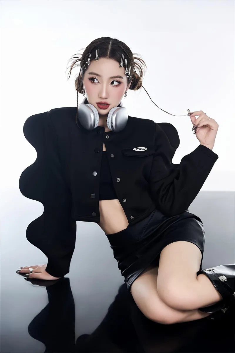 Lê Thị Khánh Huyền bao nhiêu tuổi mà nhan sắc ngày càng thăng hạng