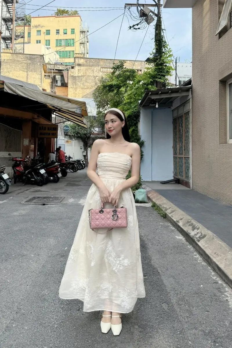 Hòa Minzy quê gốc ở đâu mà luôn mang đậm nét văn hóa dân gian