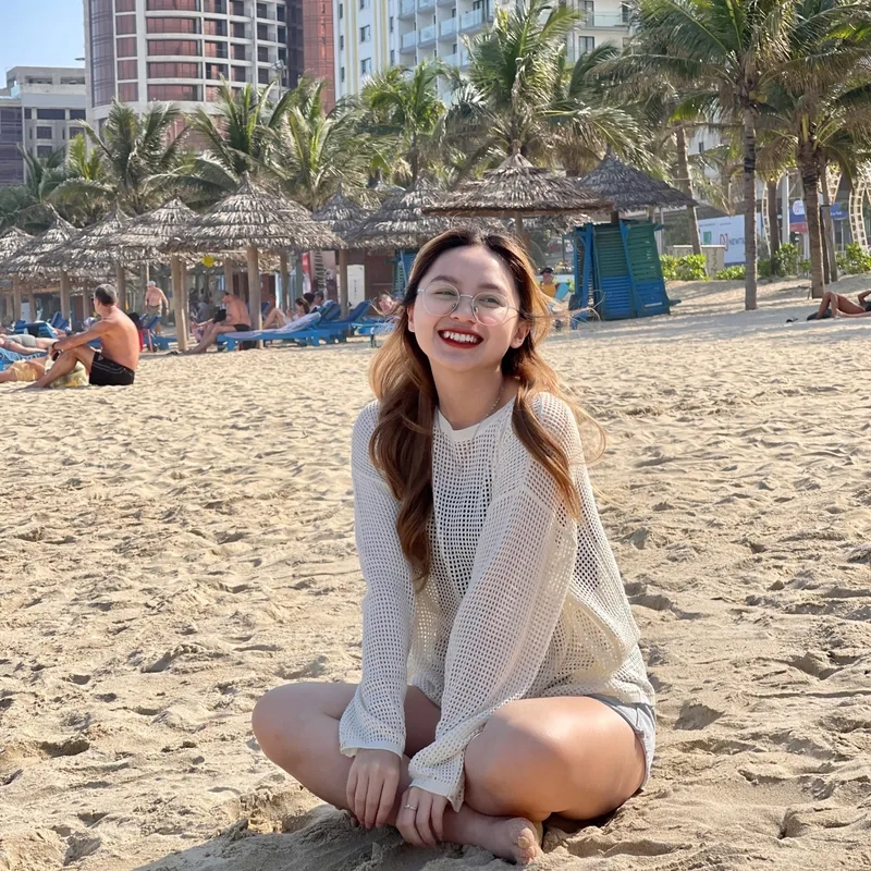 Đặng Thu Hà sinh năm bao nhiêu và tuổi thật của cô là bao nhiêu