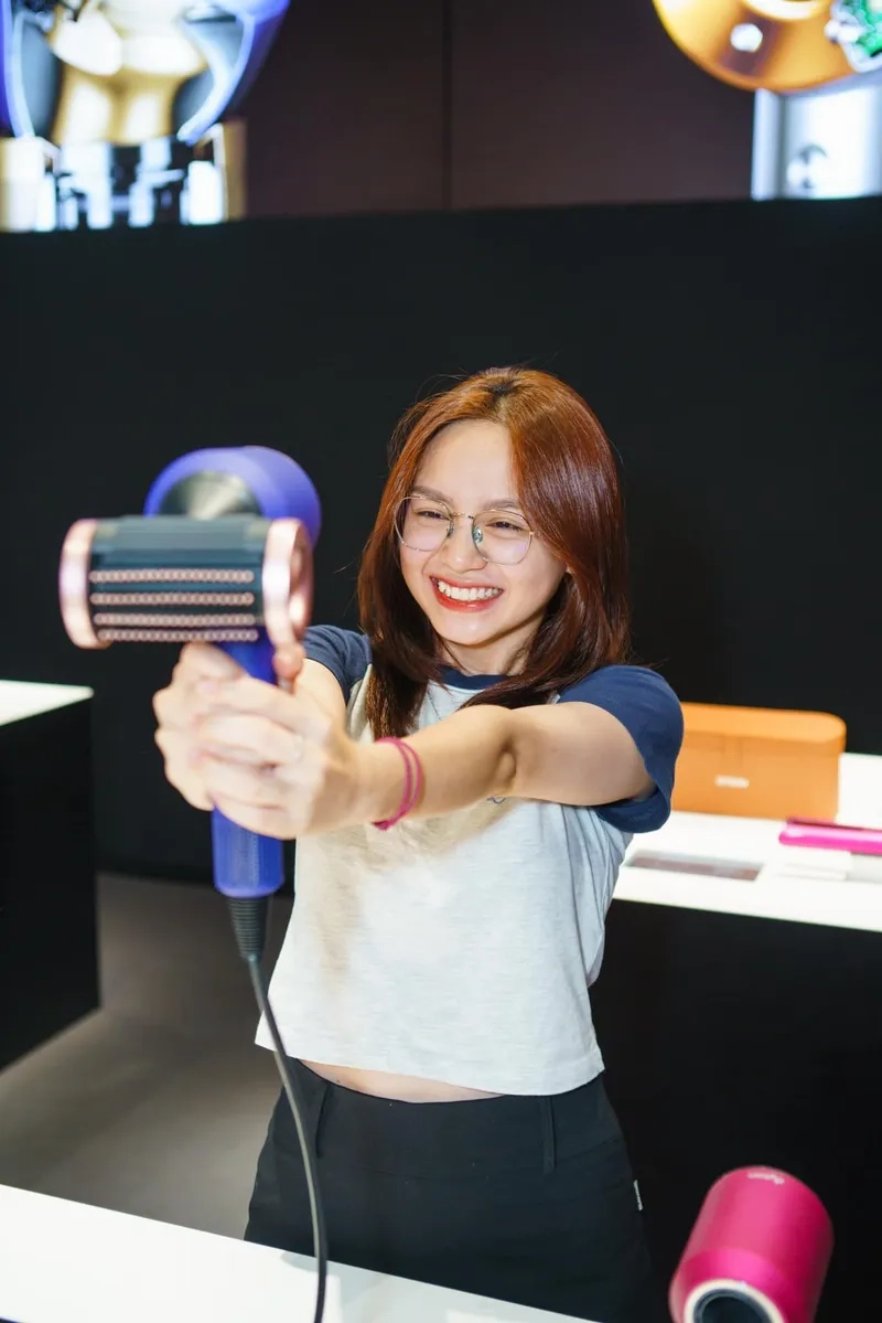 Đặng Thu Hà Schannel là ai mà hot đến vậy trên TikTok