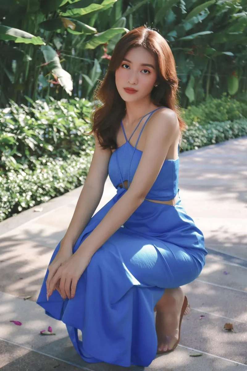 Khả Ngân cao bao nhiêu mà luôn nổi bật trên màn ảnh