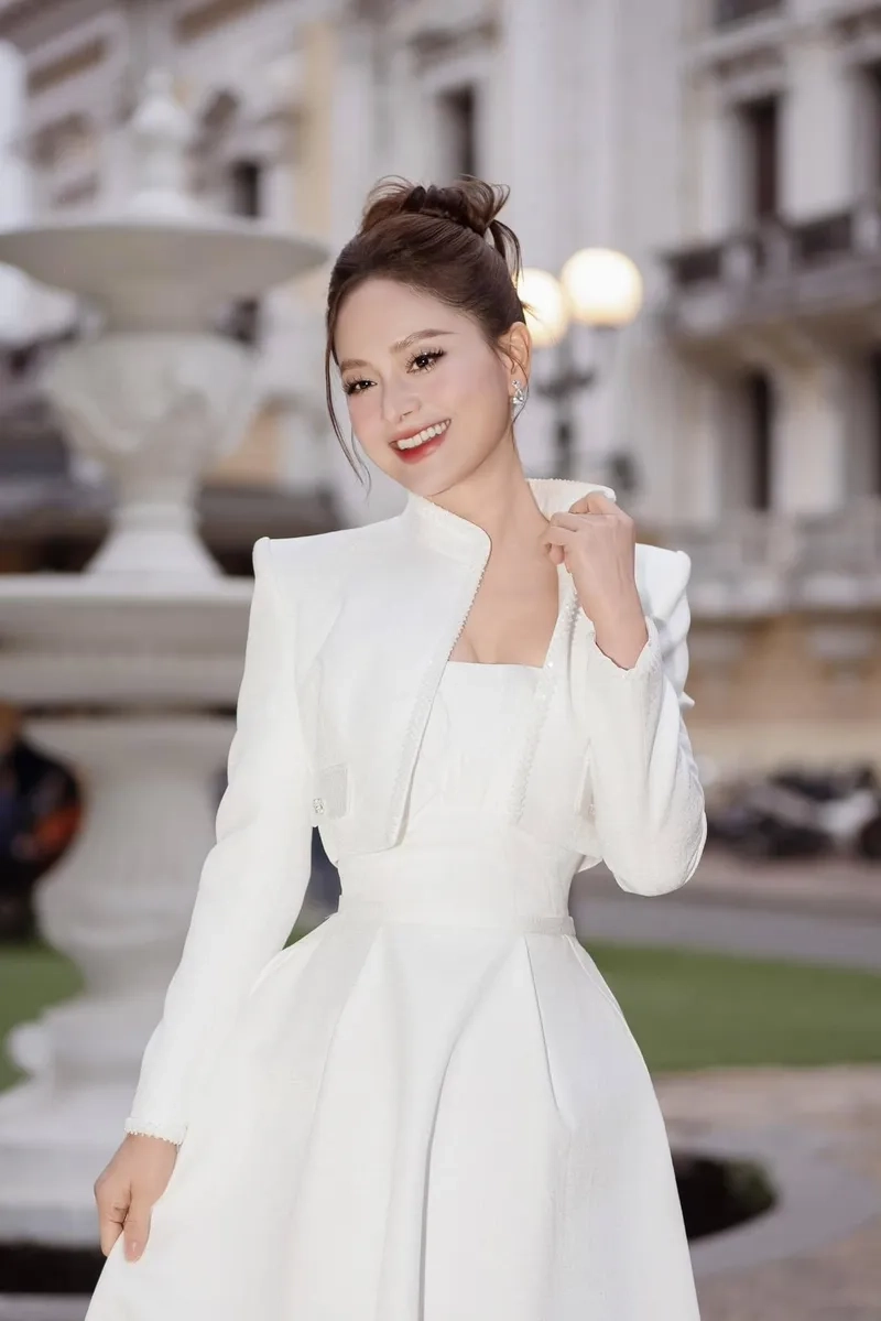 Lan Phương chiều cao bao nhiêu mà luôn thu hút ánh nhìn