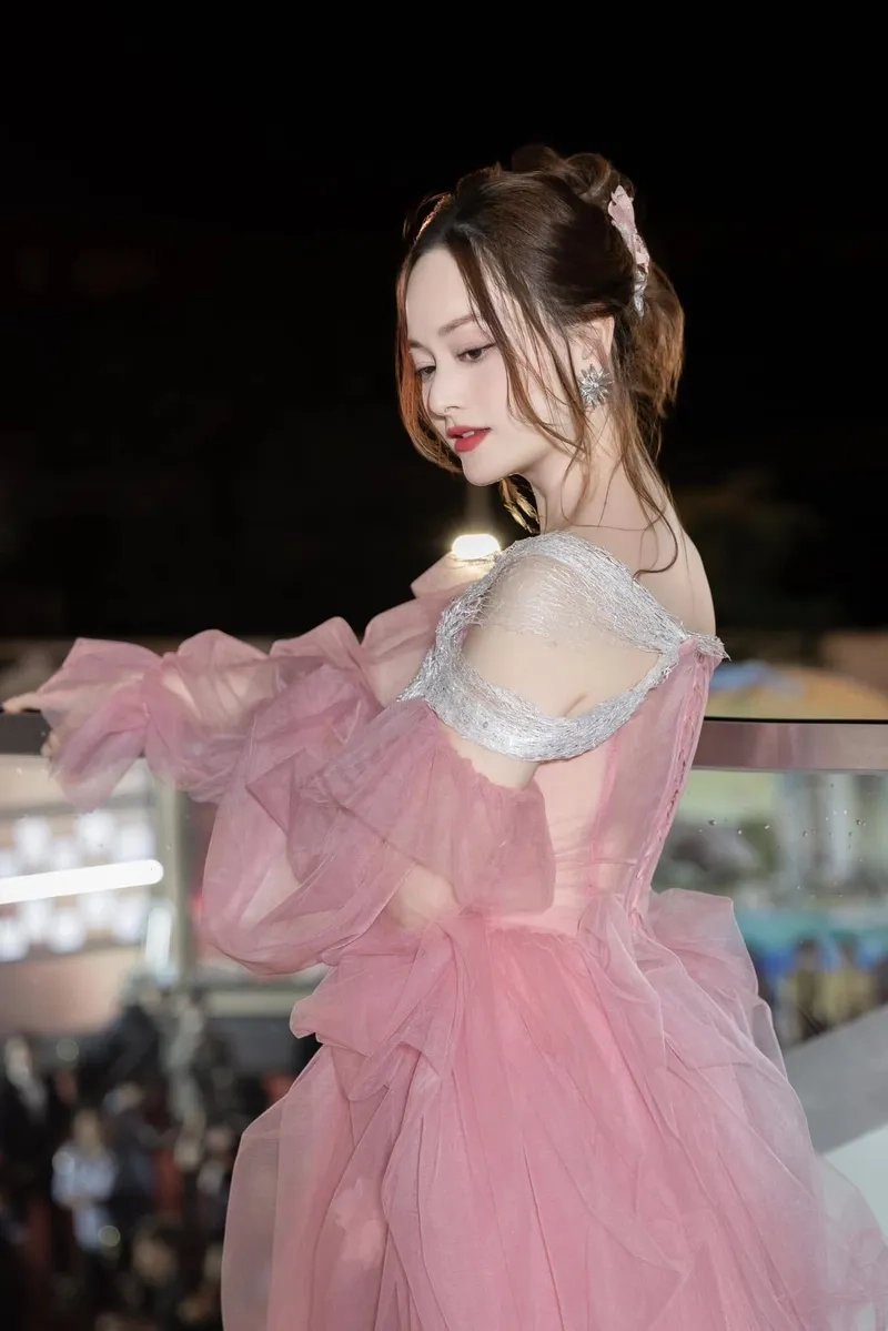 Lan Phương sinh năm bao nhiêu mà ngày càng thành công rực rỡ