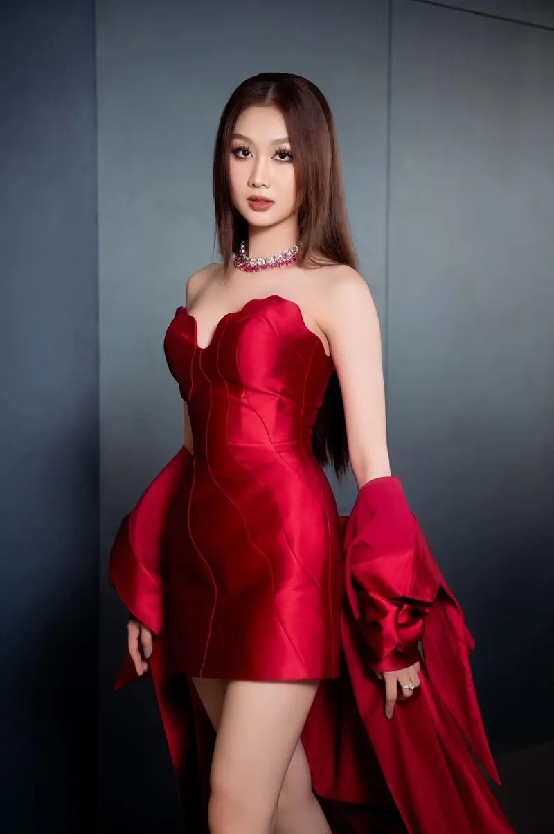 Võ Lê Quế Anh sinh năm bao nhiêu, tuổi thật của nàng hậu khiến fan tò mò