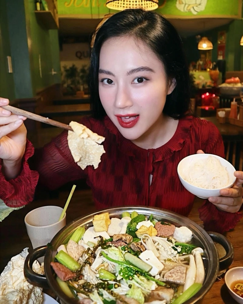 Câu trả lời cho Angela Phương Trinh bao nhiêu tuổi