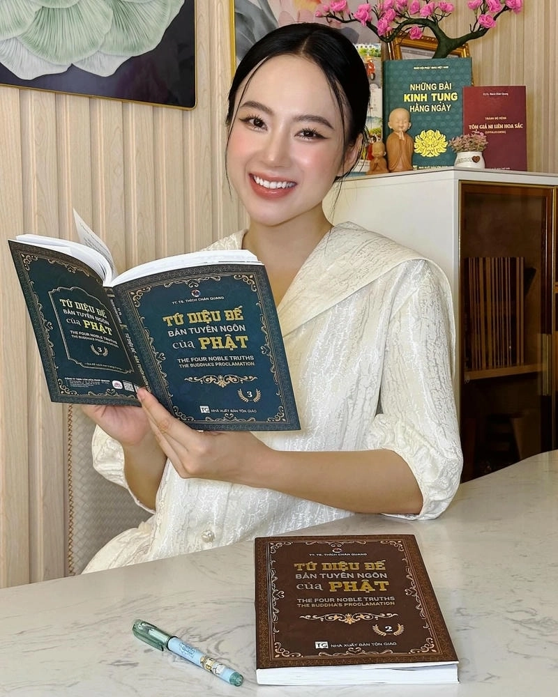 Hình ảnh Angela Phương Trinh 2023 gây chú ý