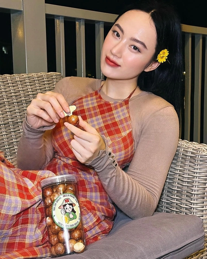 Người hâm mộ thắc mắc Angela Phương Trinh giờ ra sao
