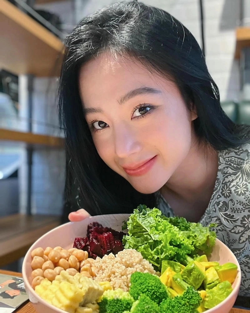 Cuộc sống mới của Angela Phương Trinh bây giờ