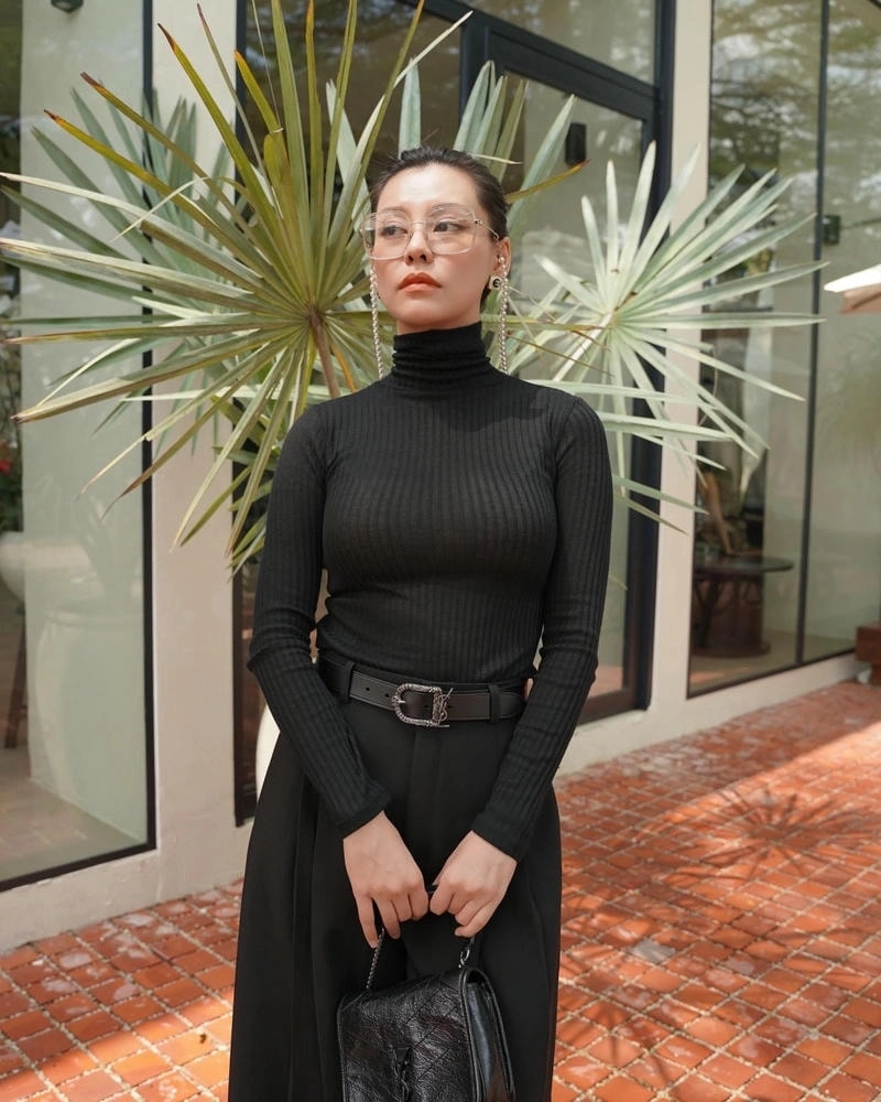 Bùi Lan Hương chị đẹp tự tin và kiêu sa trong concept mới