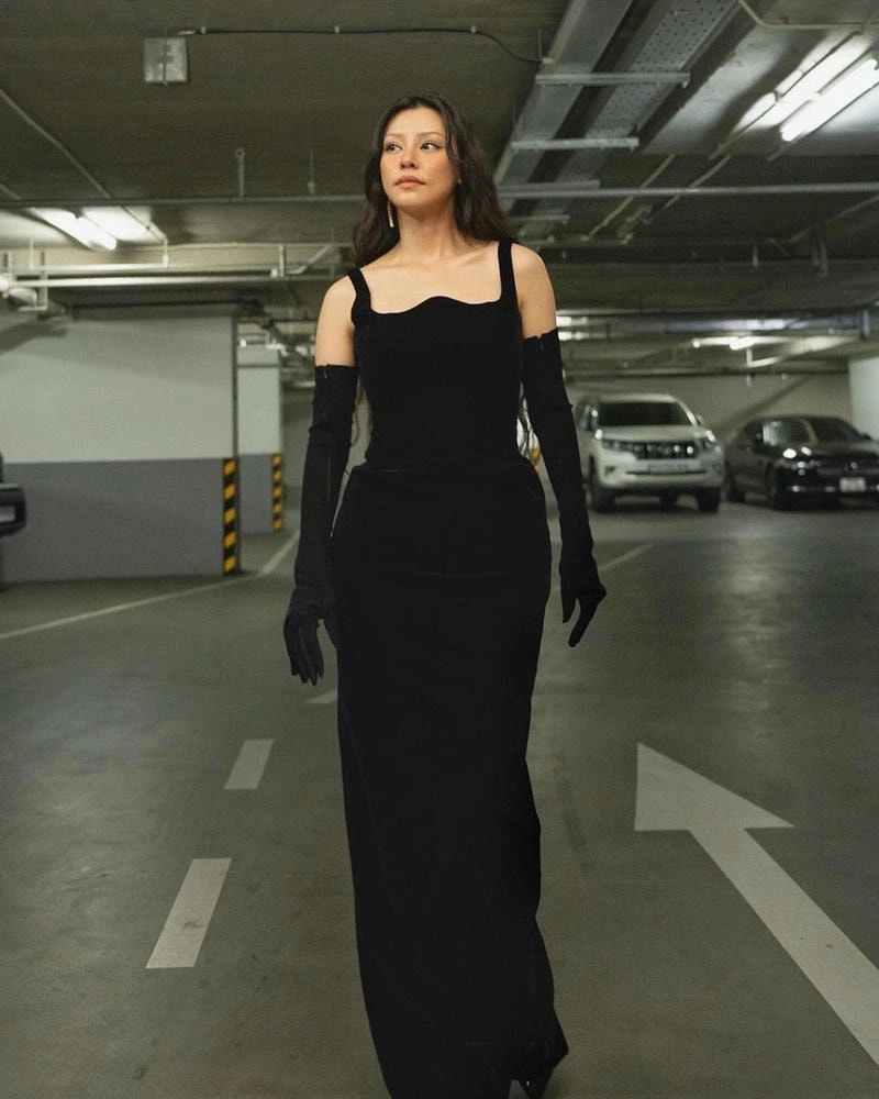 Bùi Lan Hương chiều cao thanh mảnh và nổi bật trên sân khấu