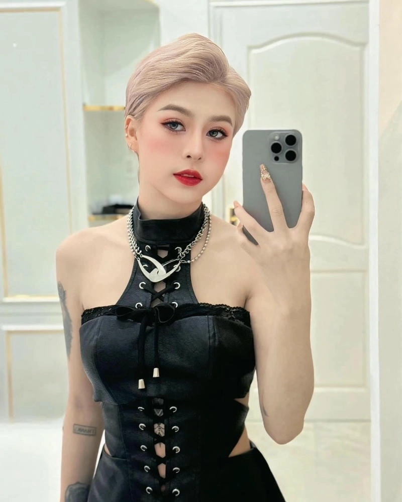 Karaoke Hana Cẩm Tiên cùng lời ca đậm chất quê