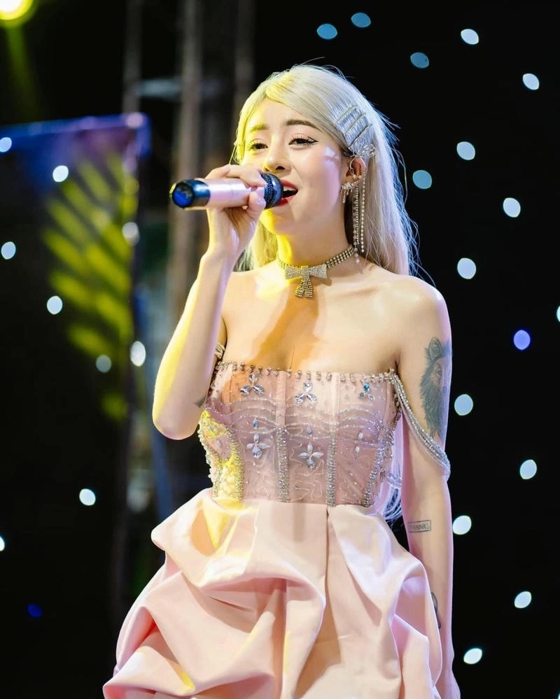 Ca cổ Vương Linh Cẩm Tiên gợi tình hoài cổ