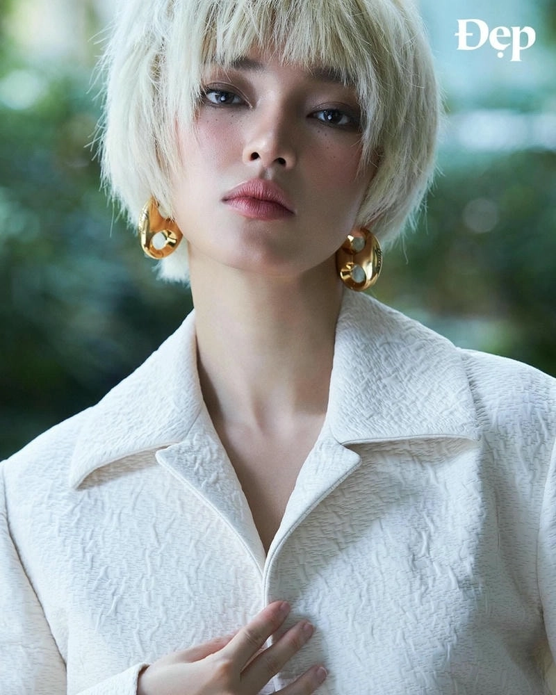 Hình ảnh cá tính trong Châu Bùi hit me up