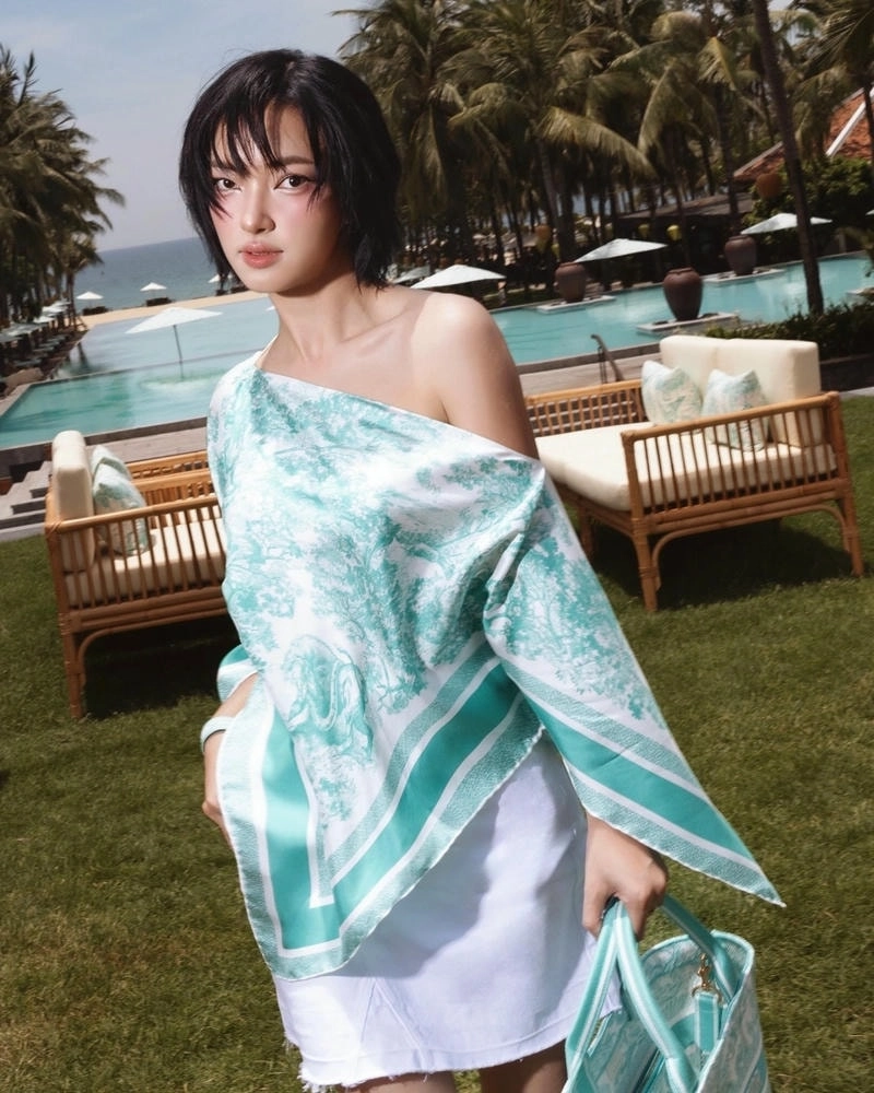 Gây sốt với kiểu Tóc ngắn Châu Bùi