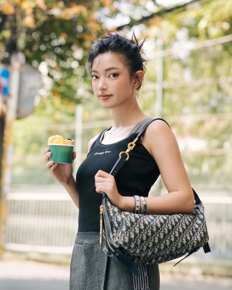 Netizen hỏi Châu Bùi cao mét bao nhiêu