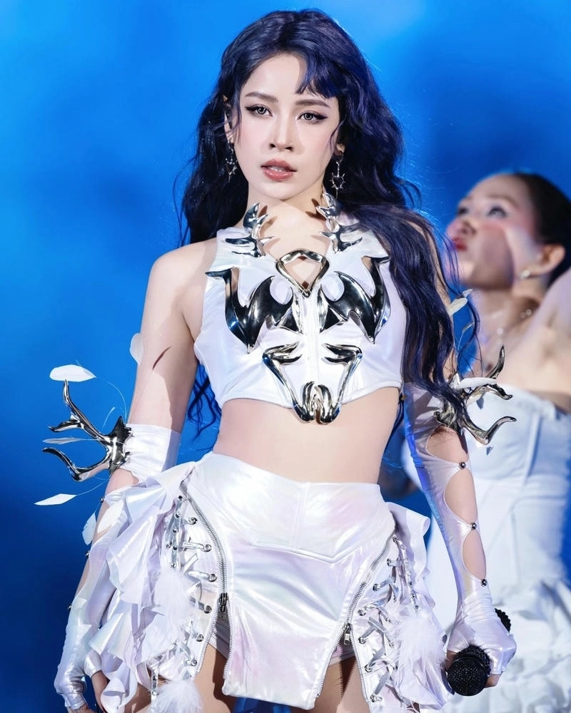 Tuyển chọn bản hit Chi Pu song được yêu thích