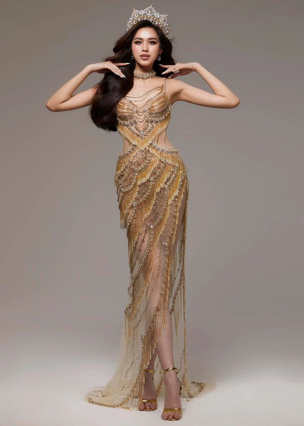 Bí mật hậu trường Đỗ Thị Hà Miss World
