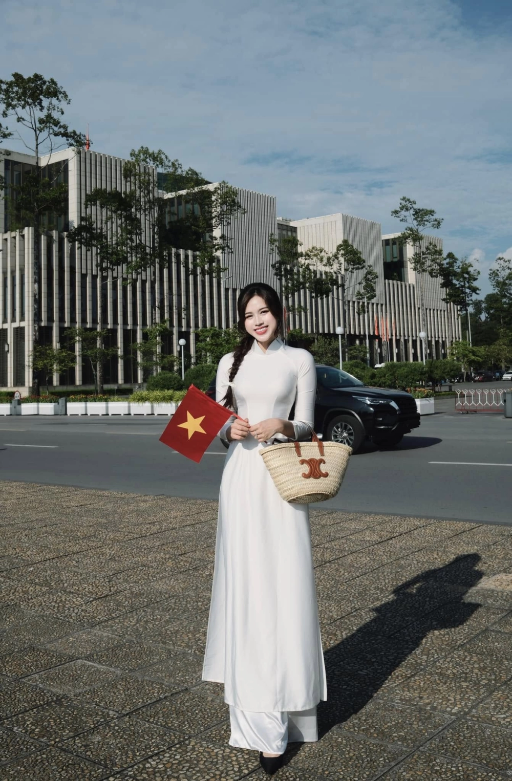 Góc nhìn táo bạo của Hoa hậu Đỗ Thị Hà sexy