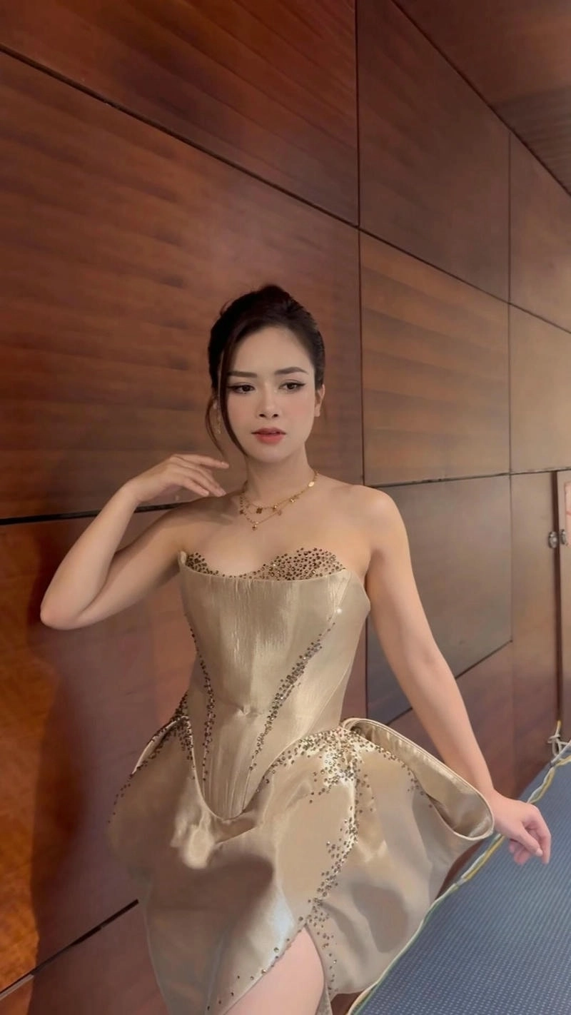 Top hit nổi bật trong Các bài hát trong Dương Hoàng Yến