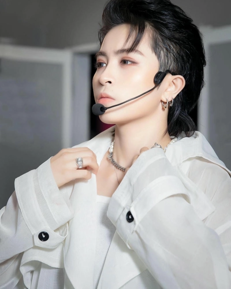 Gil Lê 2023 bùng nổ với nhiều dự án