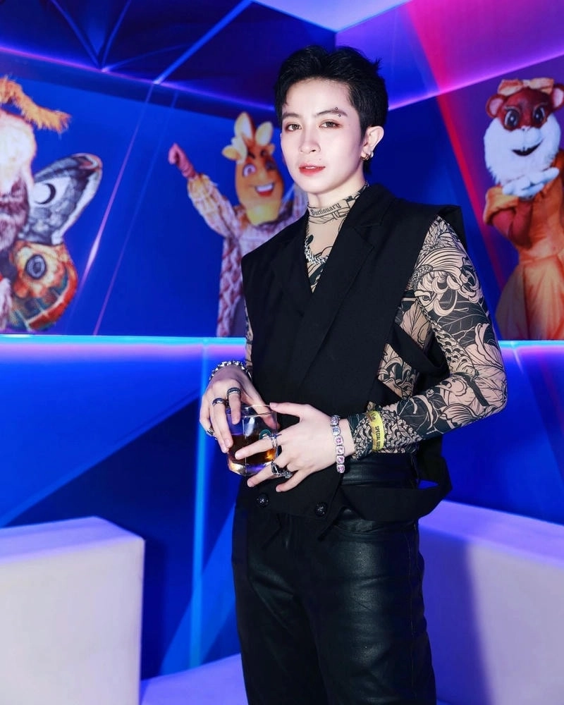 Take it slow Gil Lê gây sốt trên mạng xã hội