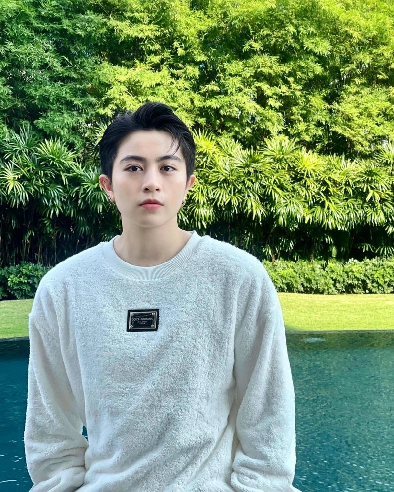 Gil Lê nói tiếng Anh cực chuẩn và tự nhiên