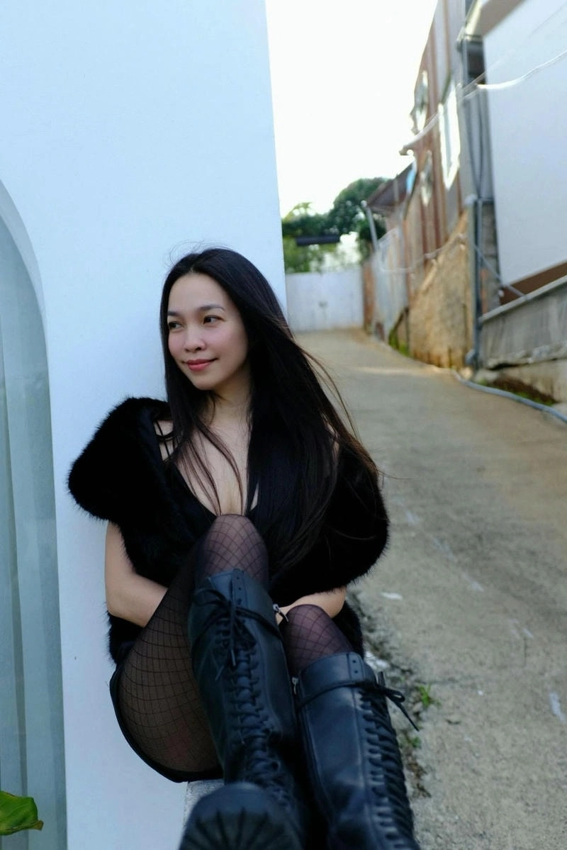 Vẻ đẹp dịu dàng của Hiền Thục