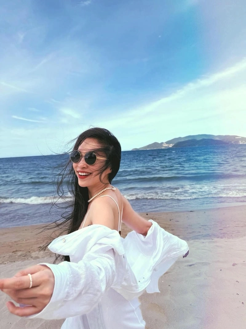 Thông tin nổi bật về Ca sĩ Hiền Thục