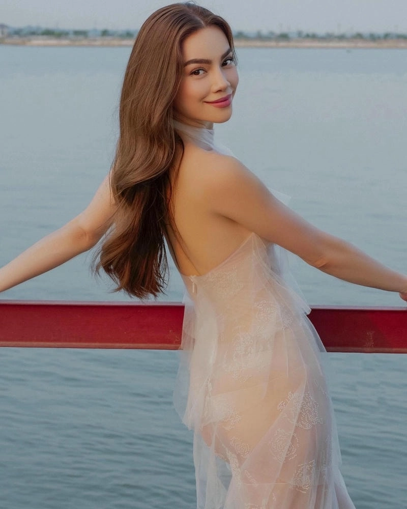 Hát cùng Karaoke Hồ Ngọc Hà đầy cảm xúc