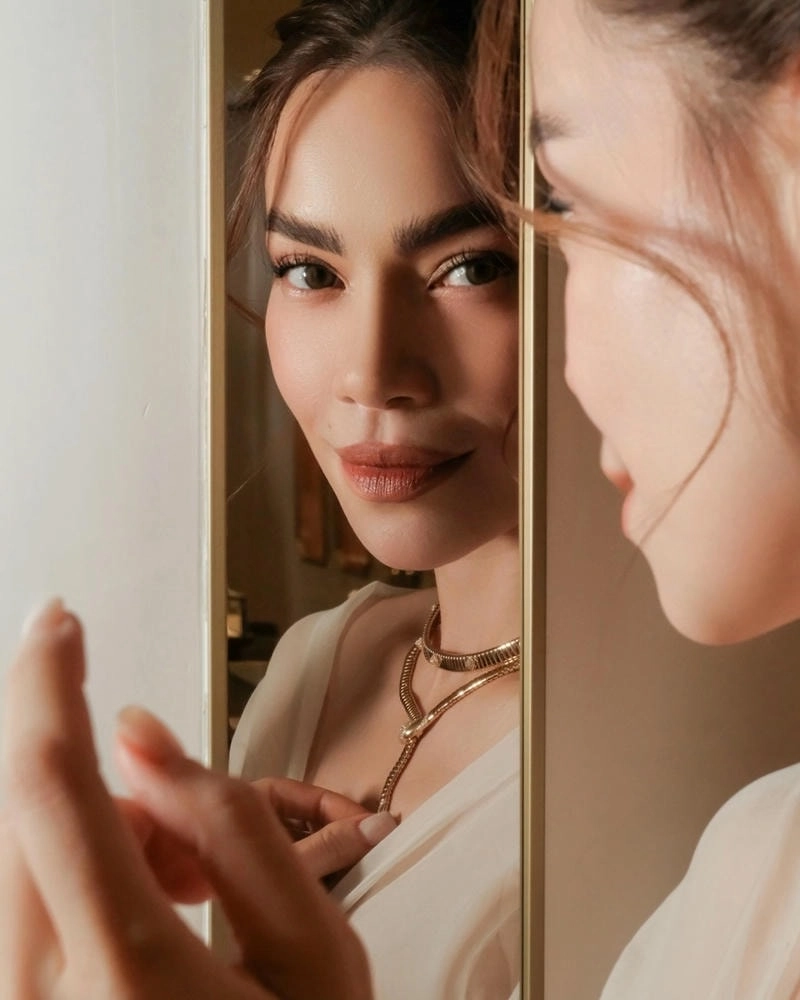 Cảm xúc từ Lời bài hát Hồ Ngọc Hà Sao ta lặng im