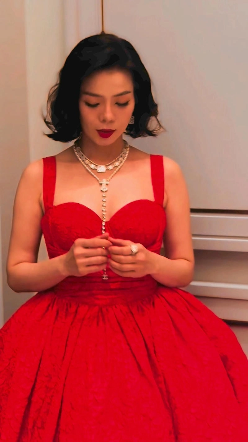 Nghe Ngày Mai Người Ta Lấy Chồng Lệ Quyên