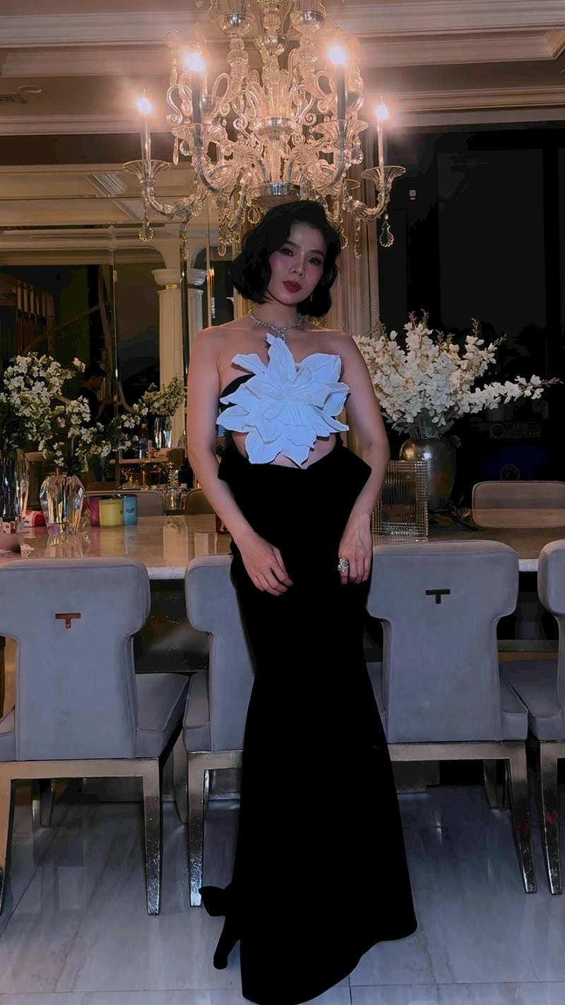 Tò mò ca sĩ Lệ Quyên sinh năm bao nhiêu