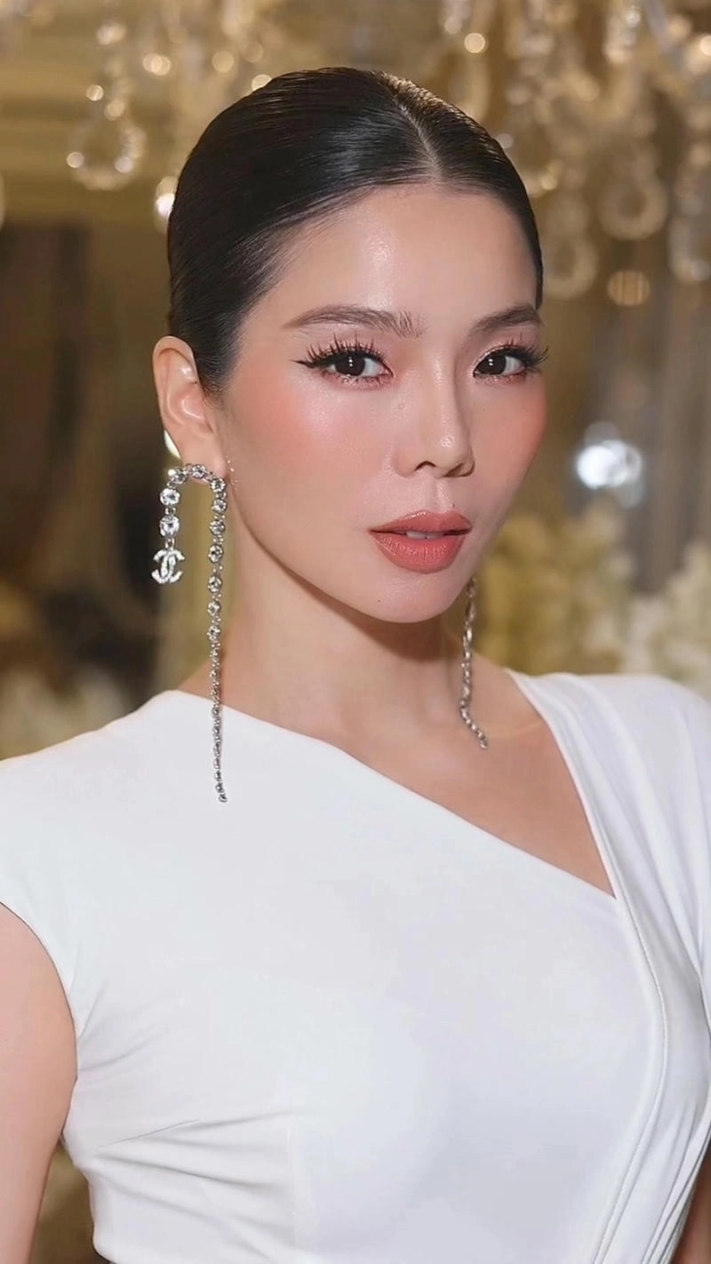 Bạn biết Lệ Quyên bao nhiêu tuổi chưa