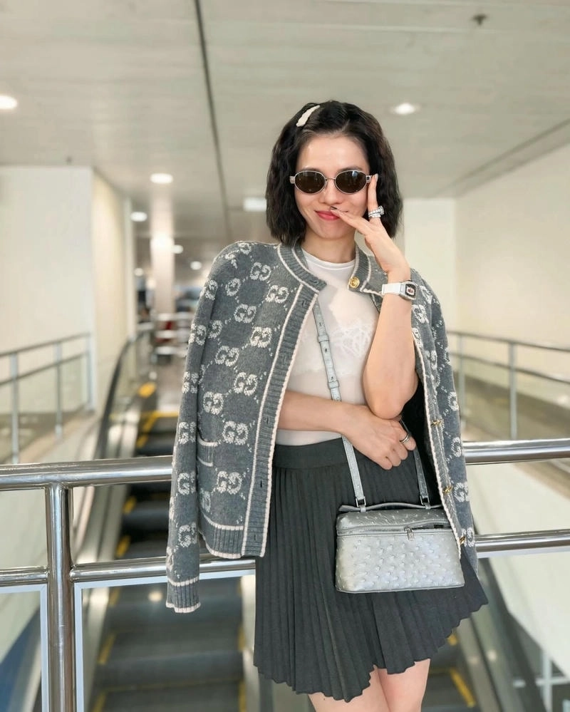 Giọng ca ngọt ngào với Hoa Nở Về Đêm Lệ Quyên