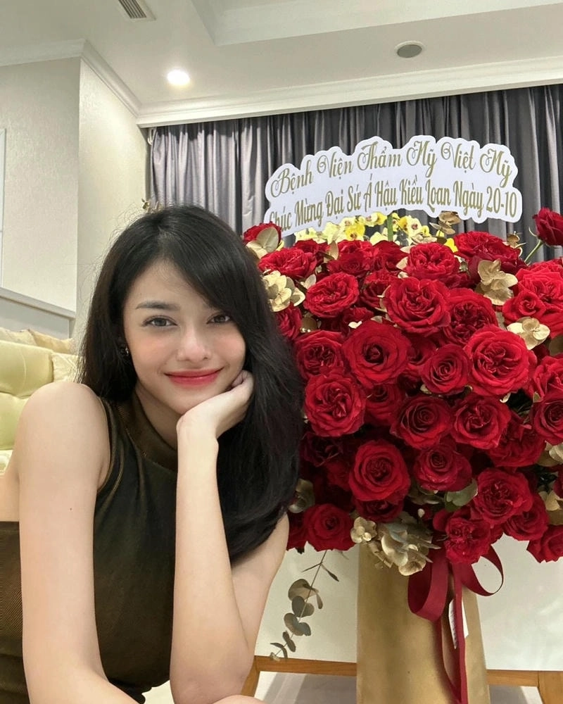 Hành trình Lona Kiều Loan Học Vấn ấn tượng