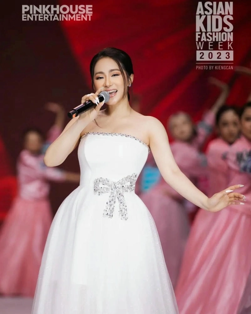 Tìm hiểu tiểu sử ca sĩ Lương Bích Hữu