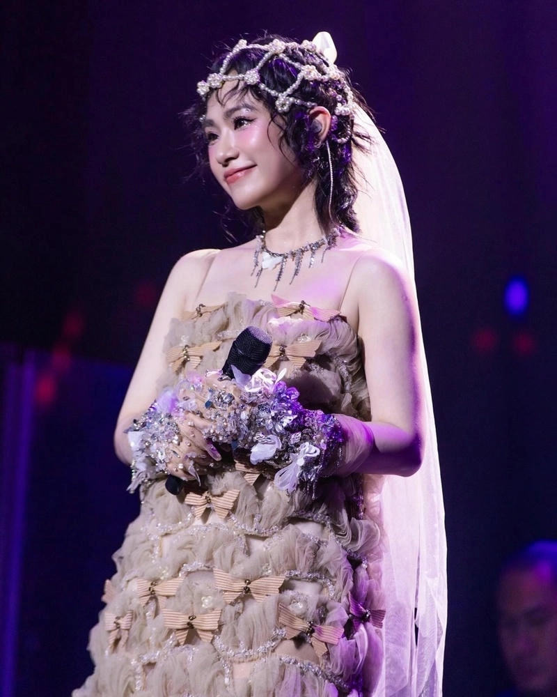 Một bản hit cảm xúc của Lương Bích Hữu