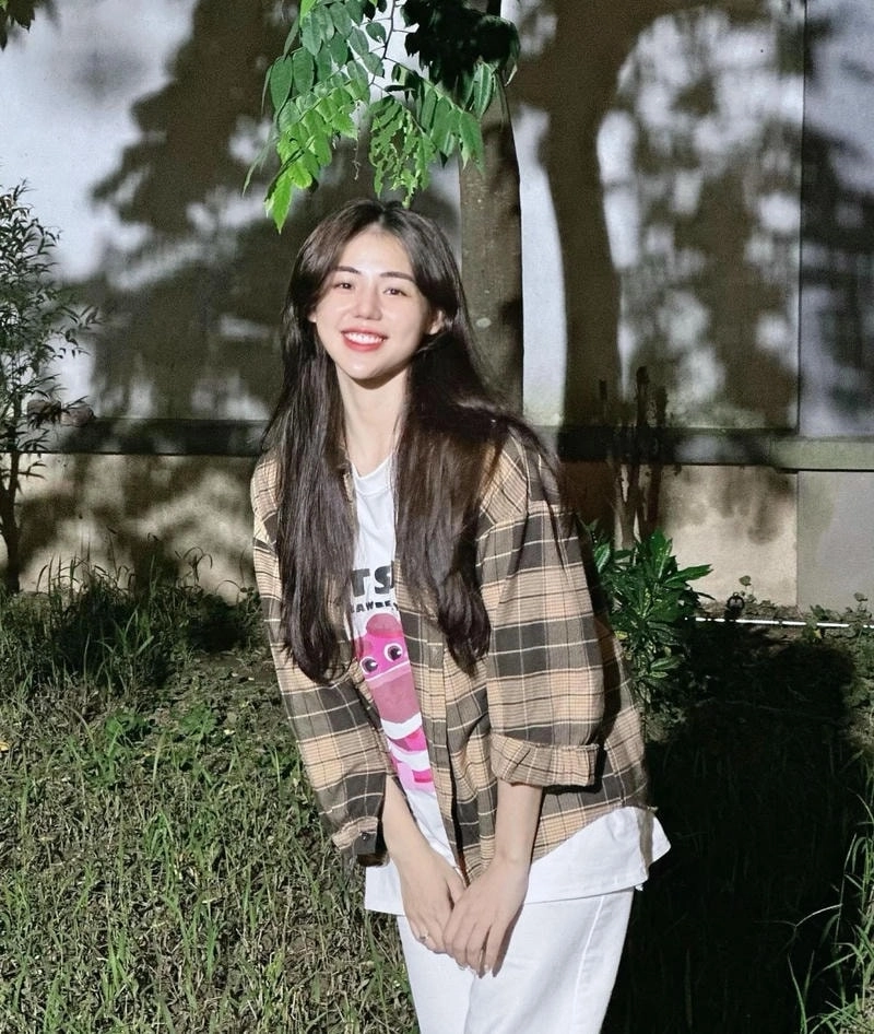 Tỏa sáng với Nguyễn Hương Ly Nụ Cười Xuân Short Version 1